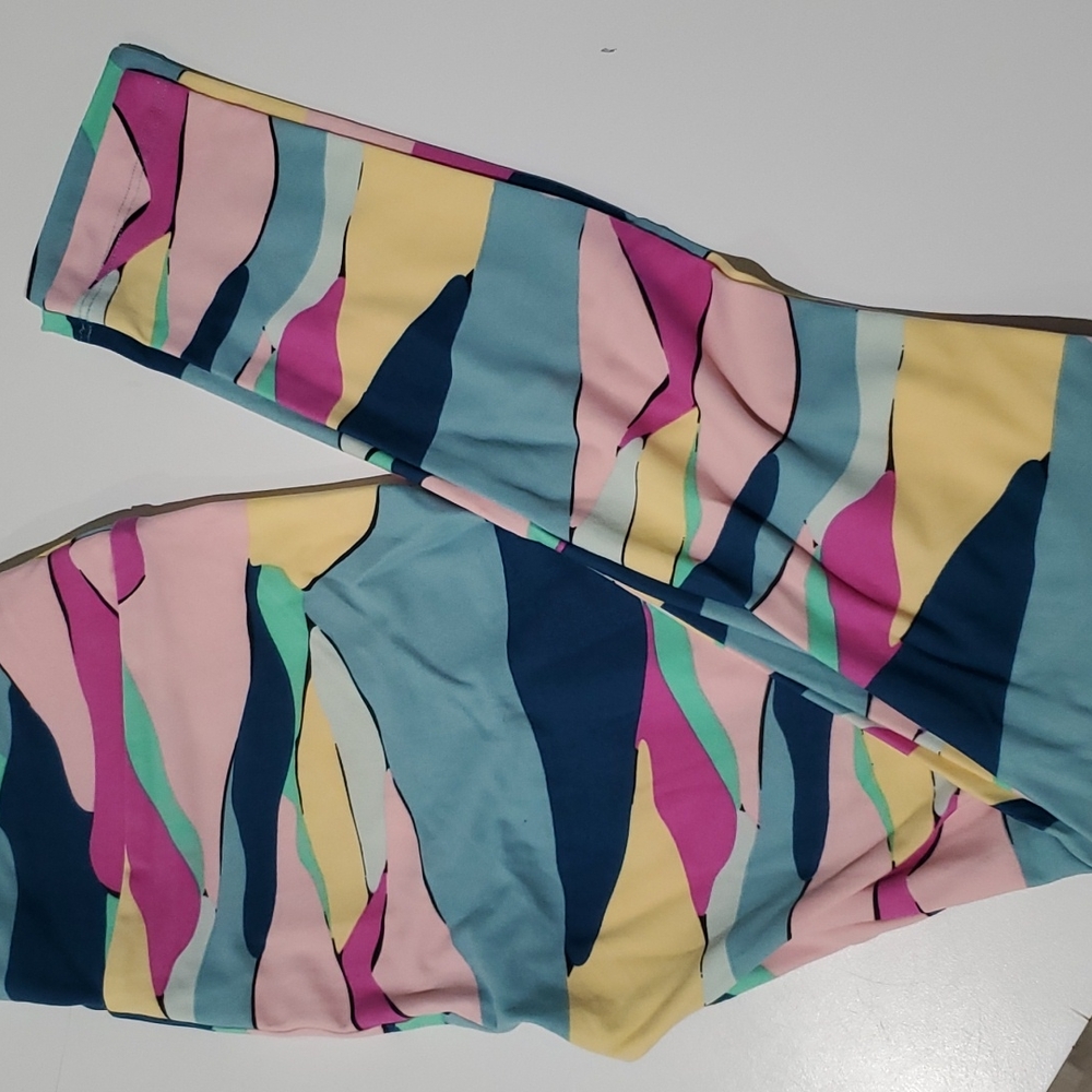 LuLaRoe OS Leggings, brand new